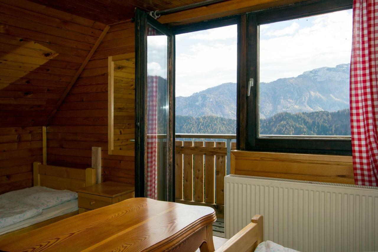Villa Turisticna Kmetija Perk Solčava Exterior foto